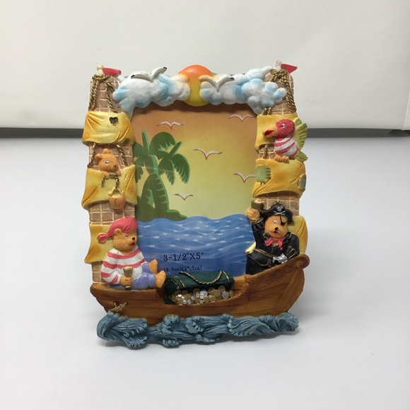 Colorful Picture Frame Set - Picture 2 of 6